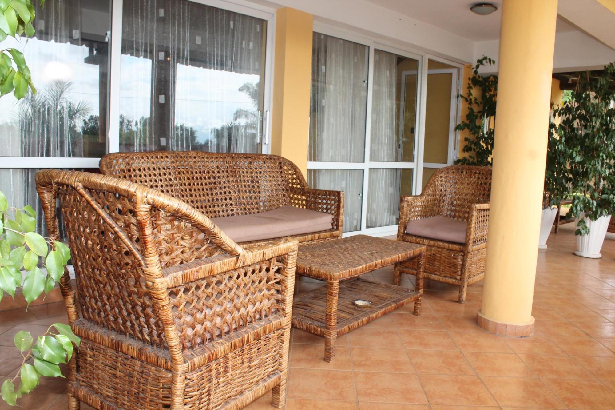 Aparthotel Jardin Tropical Bujumbura Exteriör bild