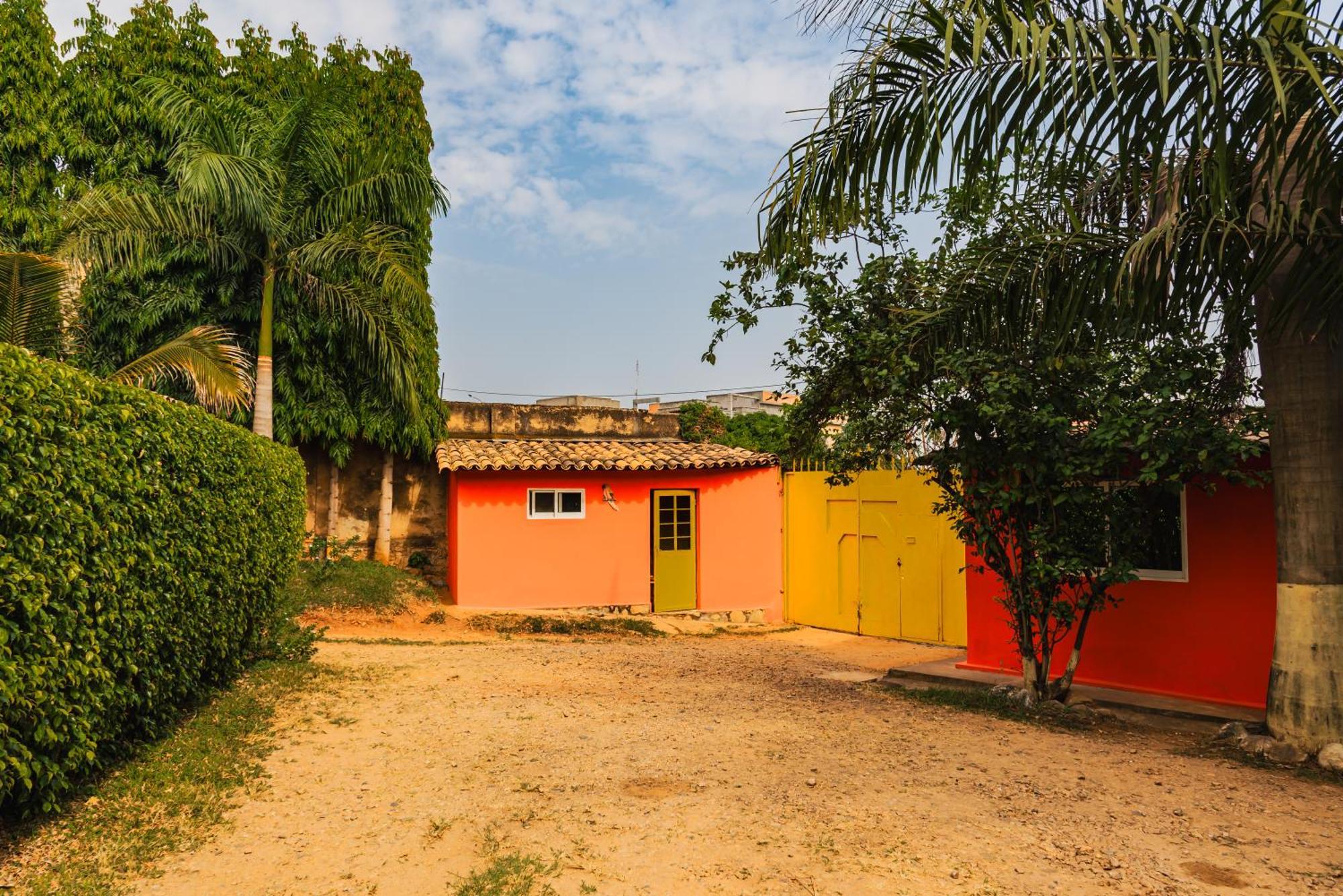 Aparthotel Jardin Tropical Bujumbura Exteriör bild